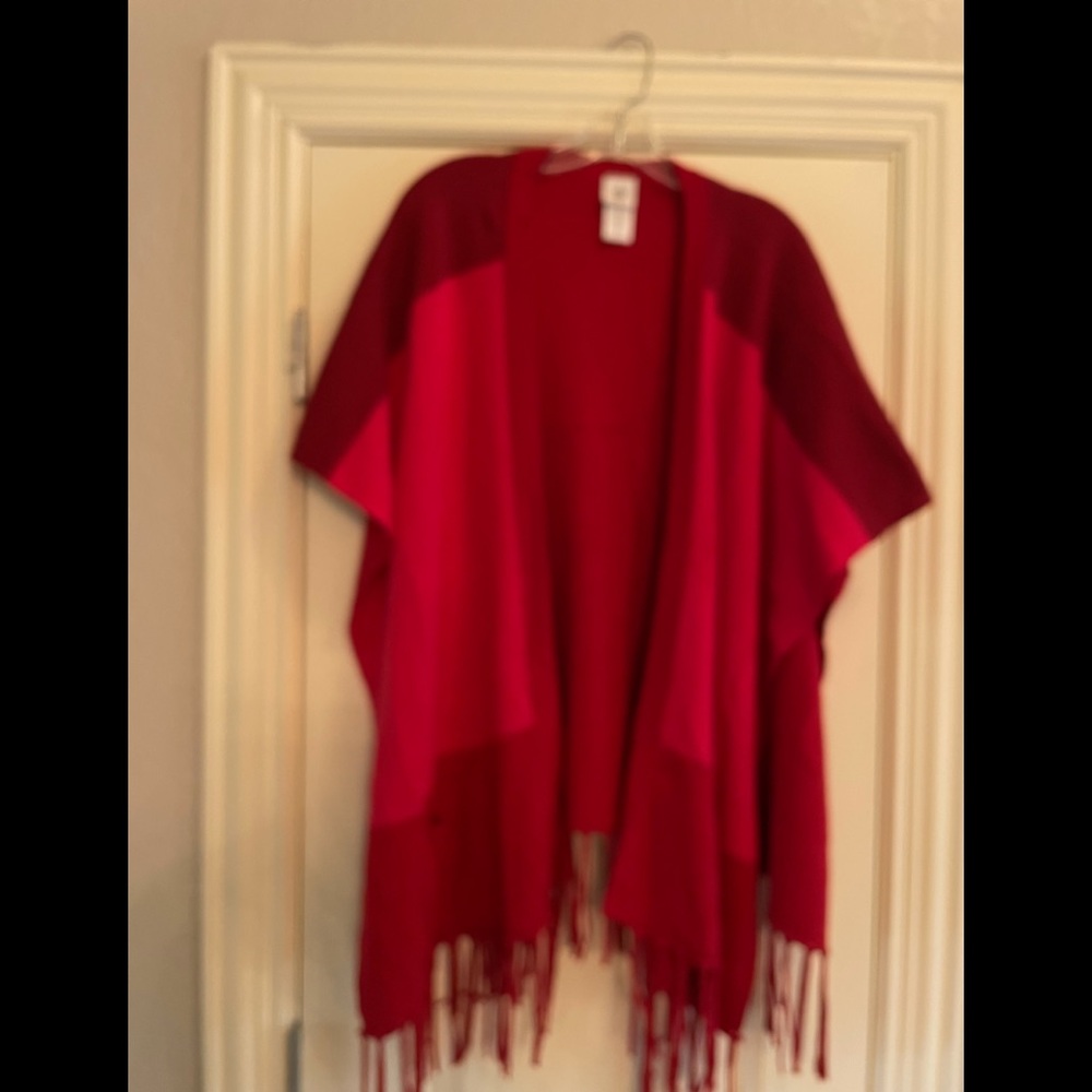 CAbi color lock poncho